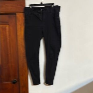 No Boundaries Black Skinny Pants